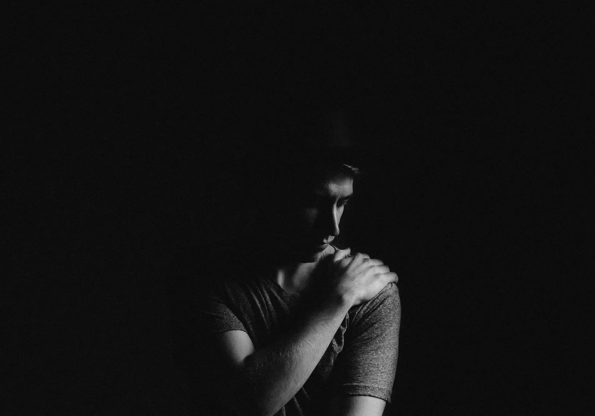 mitchell-hollander-_zBxc8T-Y1Y-unsplash.webp